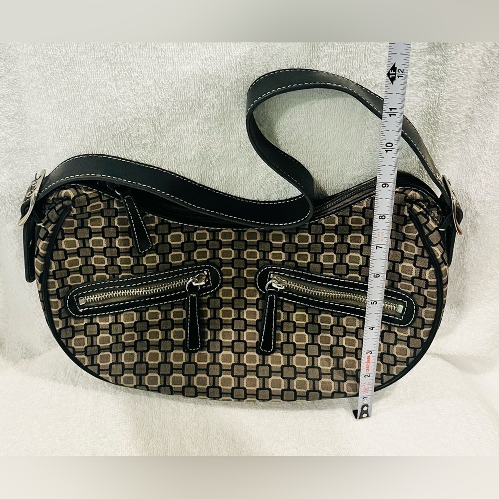Cute nine West hobo bag